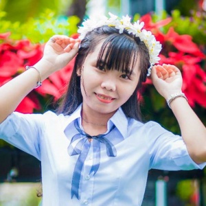 NGUYỄN THỊ CẨM NHUNG